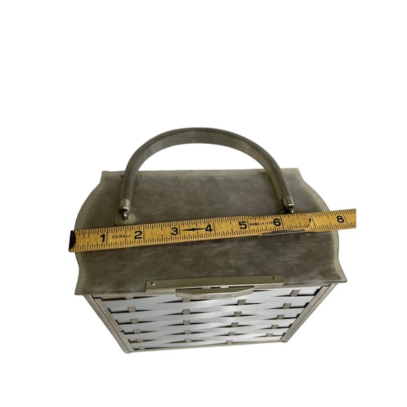 Vintage Majestic Handbag Lucite Handle Chrome Box Metal Weave Design - Picture 12 of 13